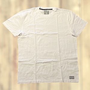 NWOT - Holister Men's Cotton Crew Hem Tee-Shirt (Light Cream)